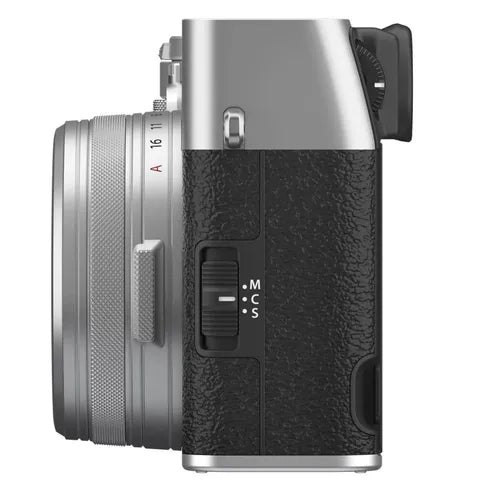 Fujifilm X100VI silber