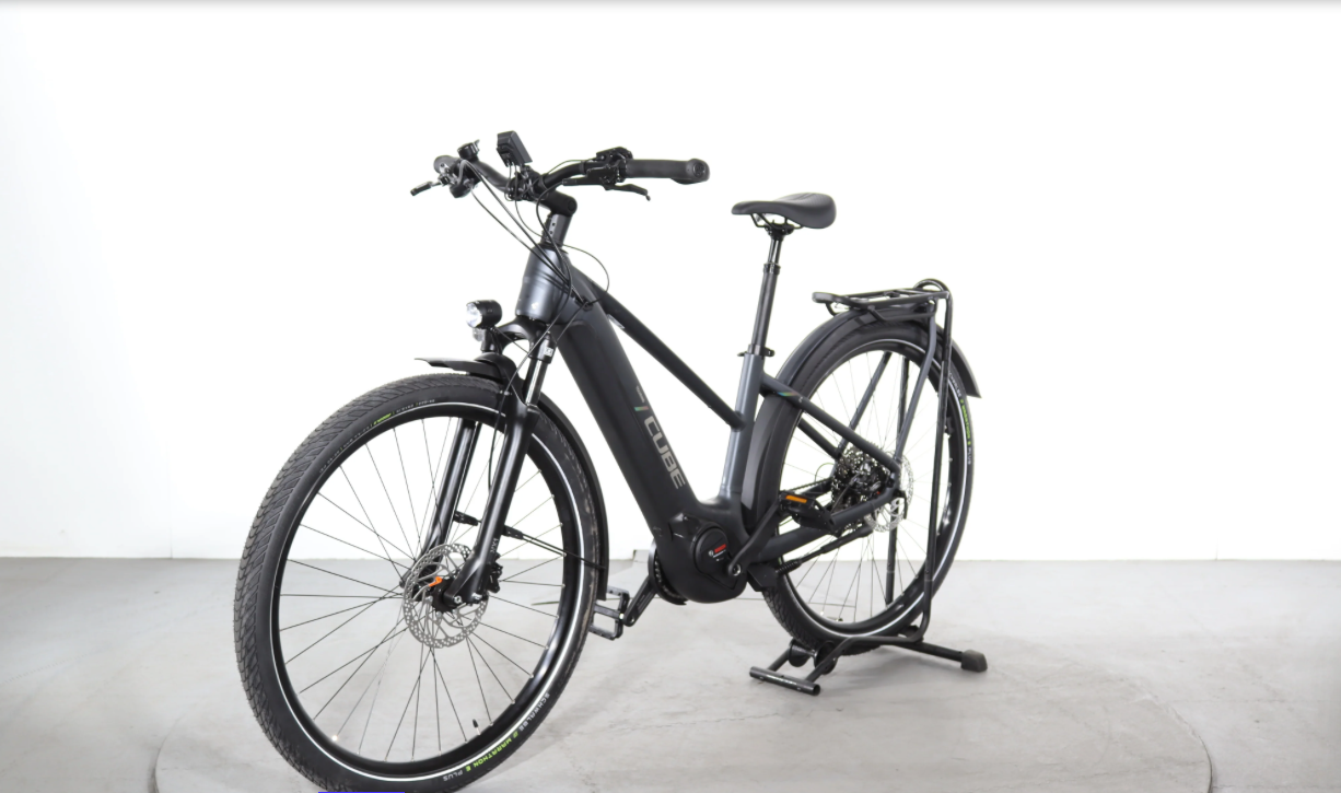 Cube Touring Hybrid Pro Jahr 2024