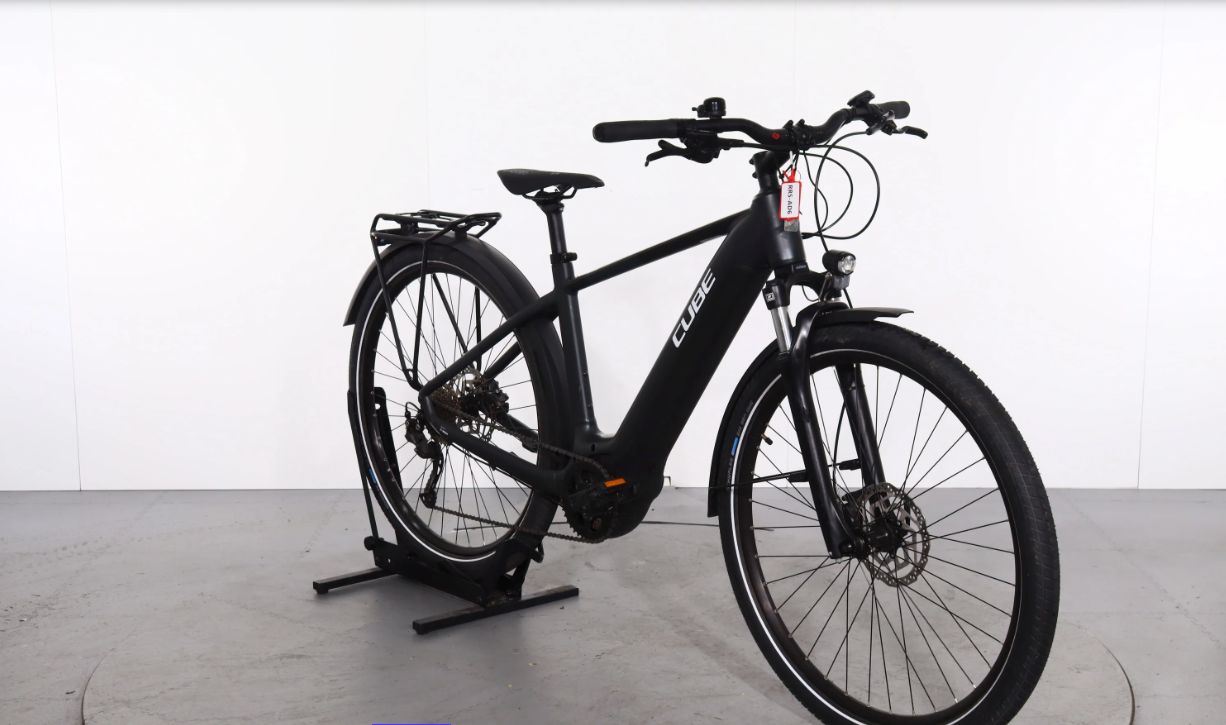 Cube Touring Hybrid Pro    Jahr 2023