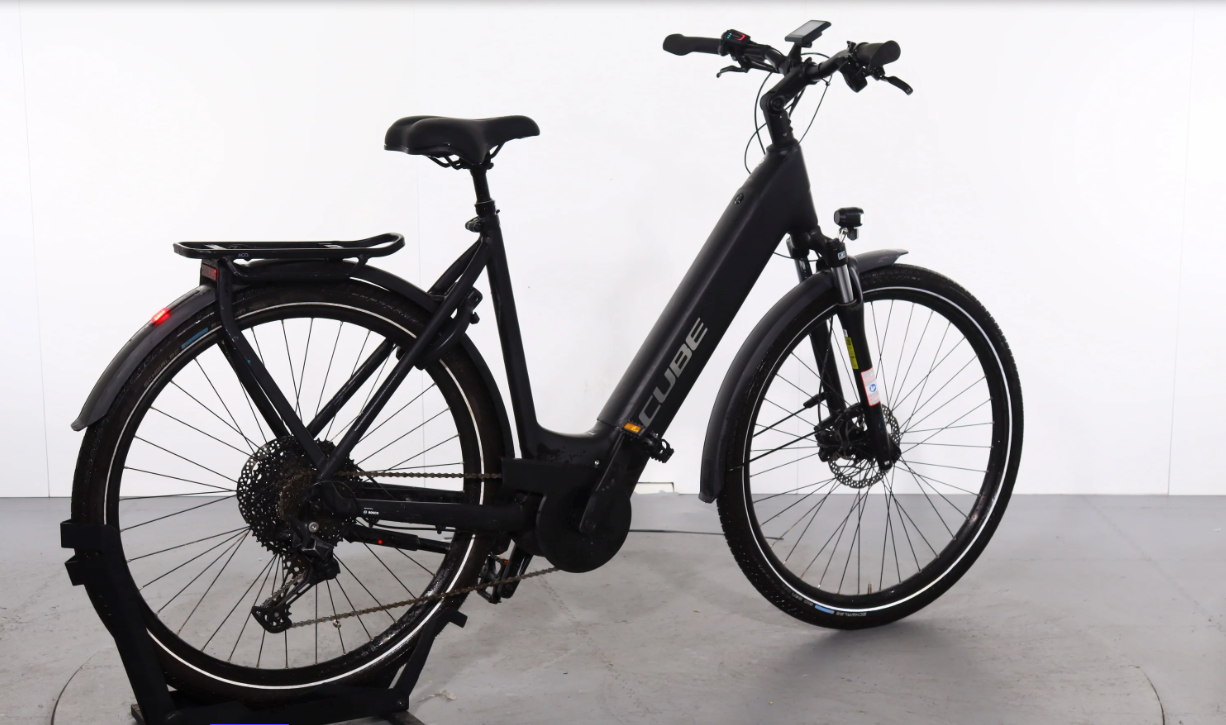 Cube Touring Hybrid Pro 625 Modelljahr 2023