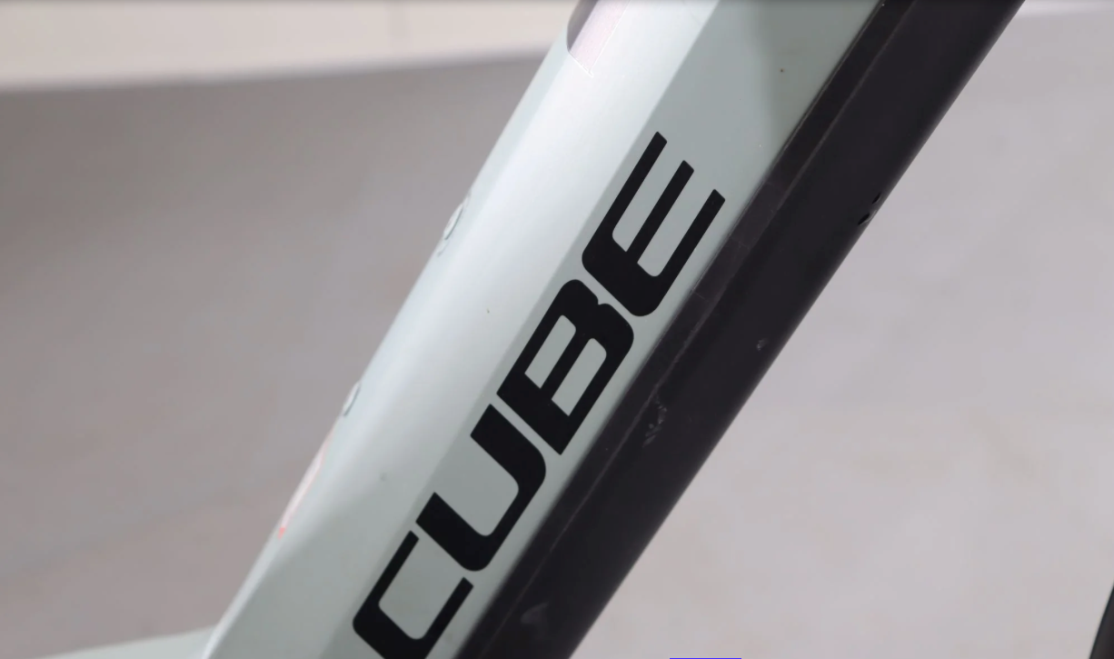 Cube Kathmandu Hybrid One 625 Baujahr 2023