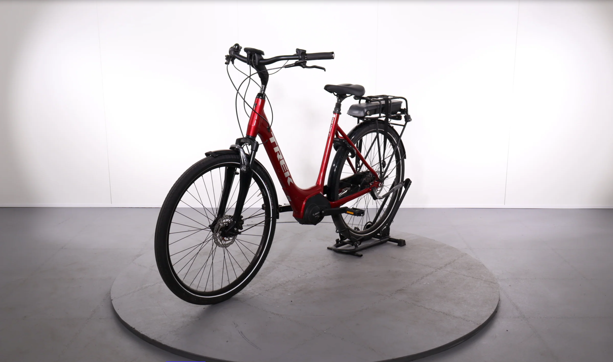 Trek District +4 Lowstep   Modelljahr 2023