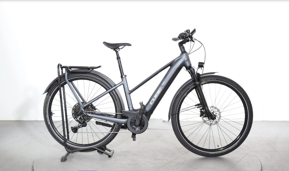 Cube Touring Hybrid Pro    Jahr 2024