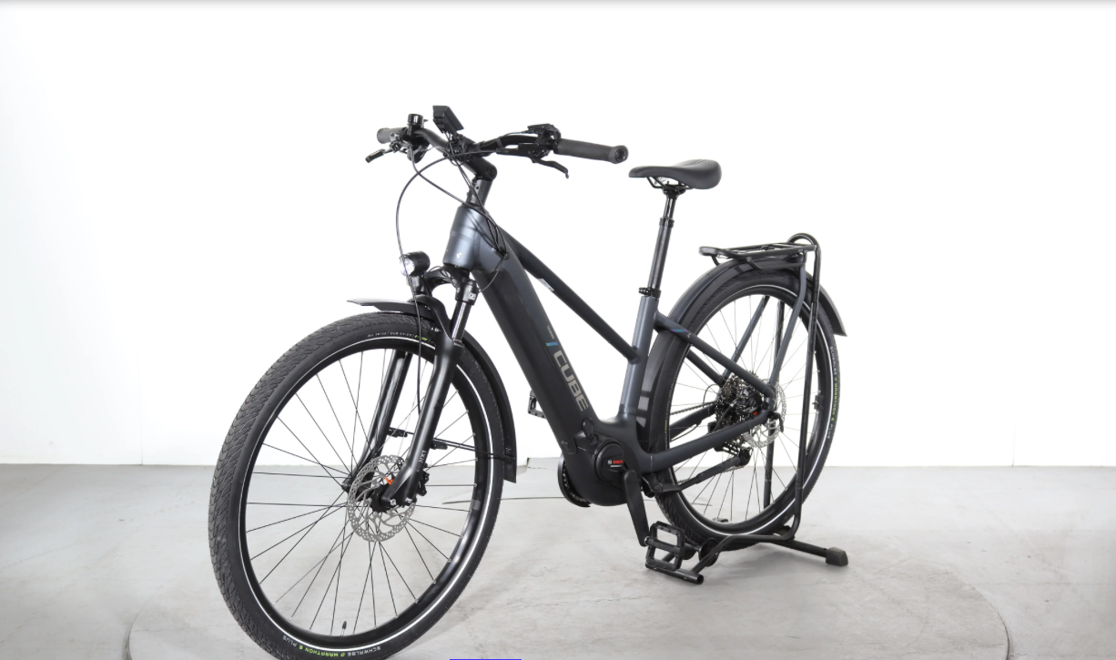 Cube Touring Hybrid Pro    Jahr 2024