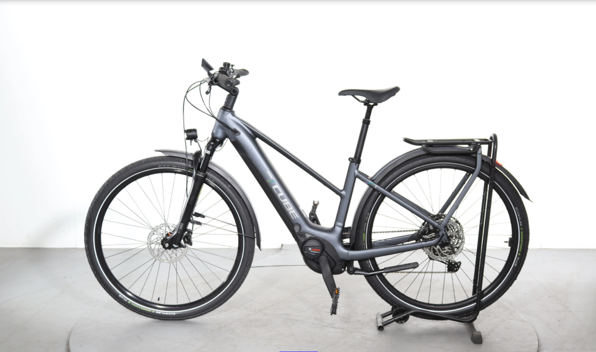 Cube Touring Hybrid Pro    Jahr 2024