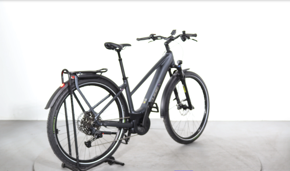 Cube Touring Hybrid Pro    Jahr 2024