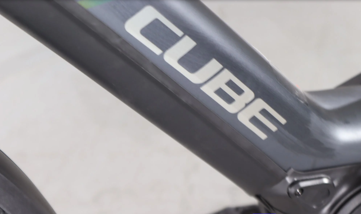 Cube Touring Hybrid Pro    Jahr 2024