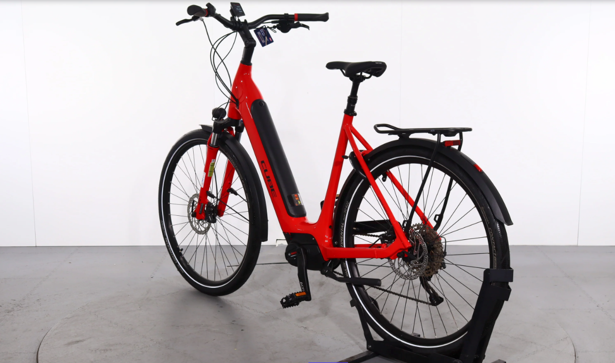 Cube Supreme Sport Hybrid Pro    Jahr 2024