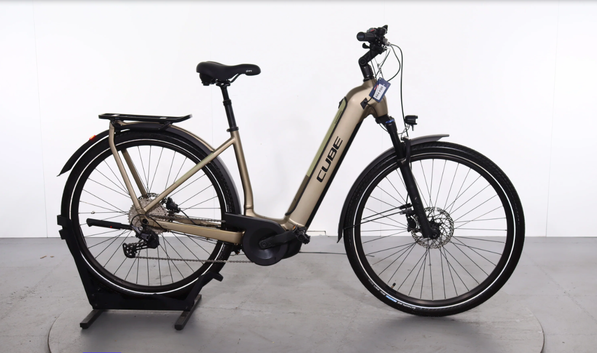Cube Kathmandu Hybrid Pro 625    Modelljahr 2023
