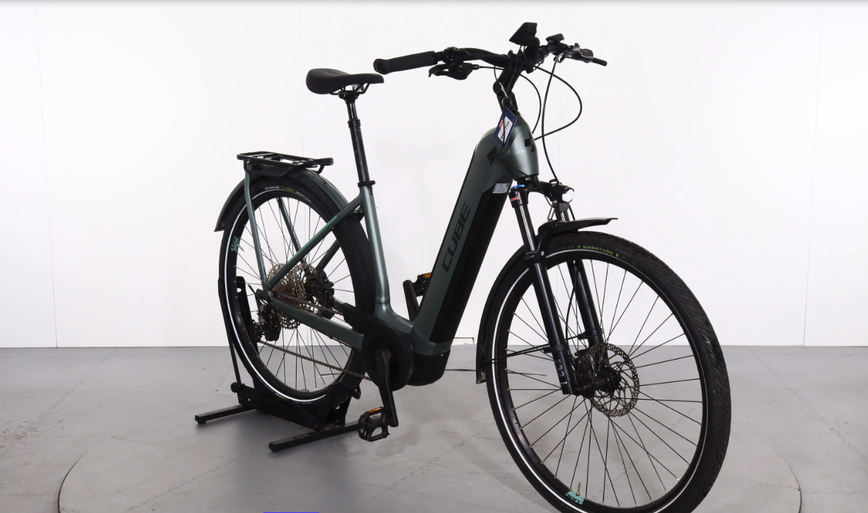 Cube Kathmandu Hybrid EXC    Jahr 2022
