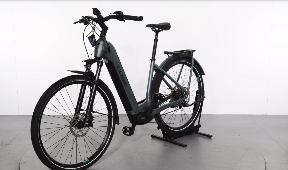 Cube Kathmandu Hybrid EXC    Jahr 2022