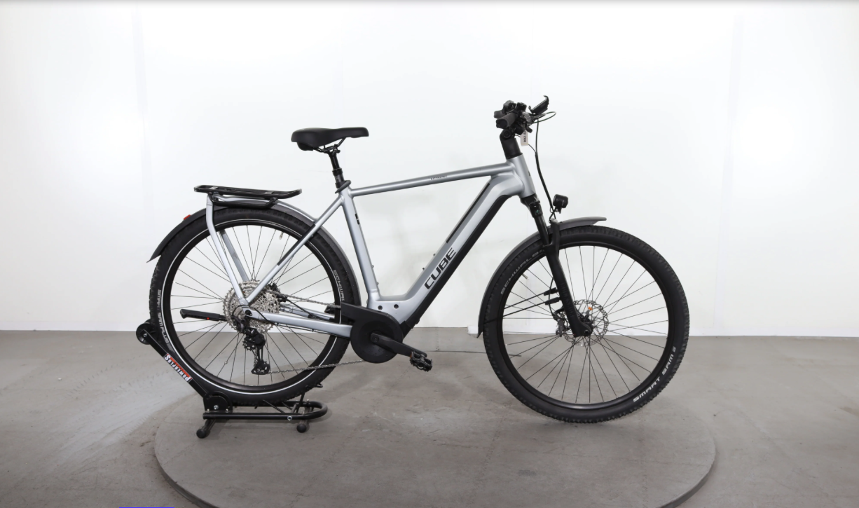 Cube Kathmandu Hybrid Slx 750    Jahr 2022