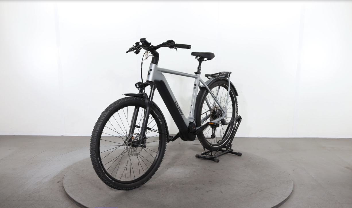 Cube Kathmandu Hybrid Slx 750    Jahr 2022