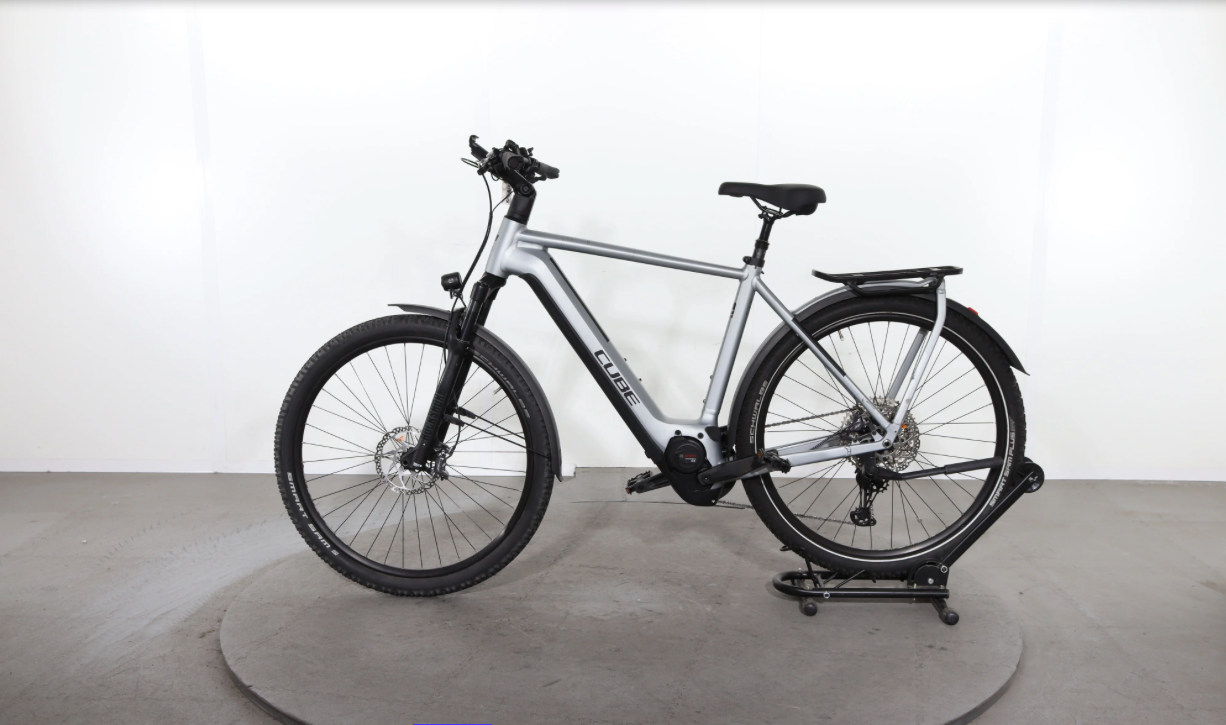 Cube Kathmandu Hybrid Slx 750    Jahr 2022