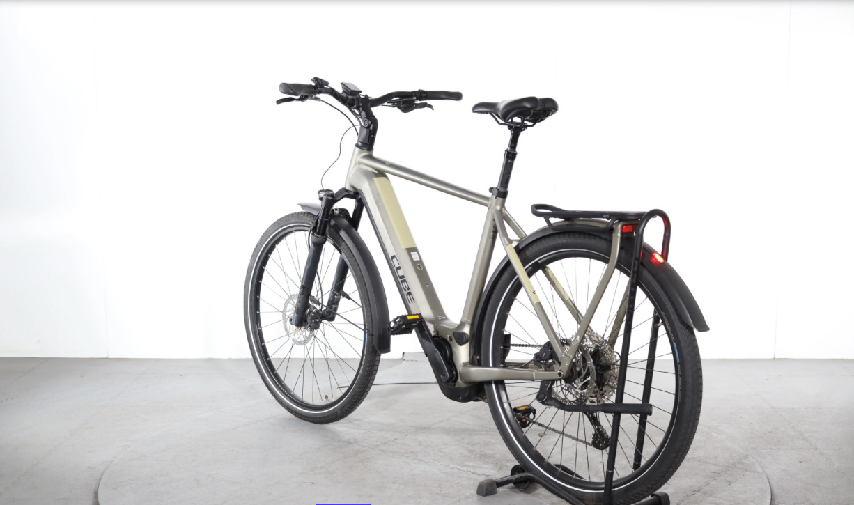 Cube Kathmandu Hybrid Pro   Modell 2022